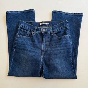 Levi’s High Waisted Crop Flare Jeans 28